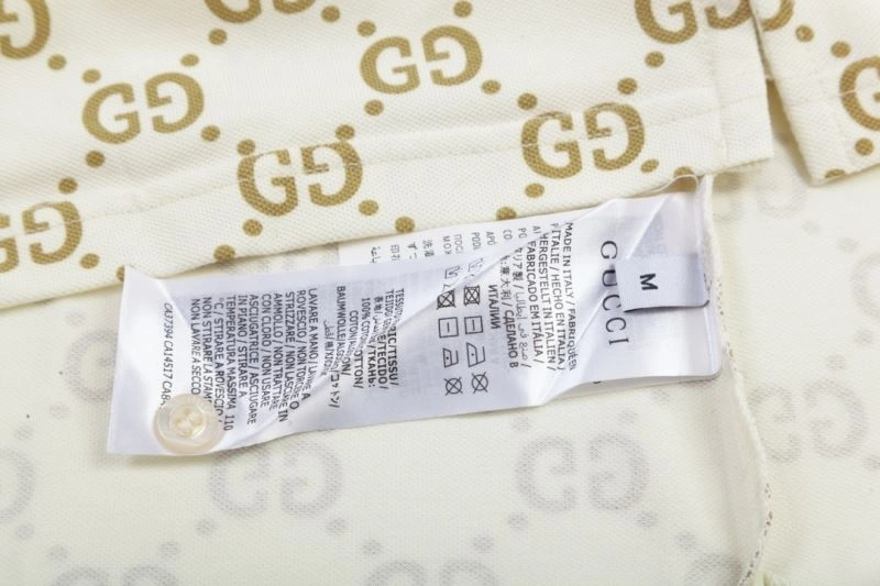 Bold Gucci T-Shirts 125778