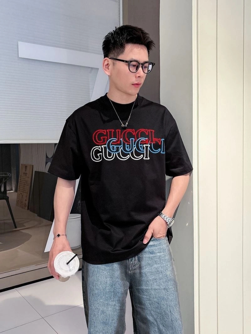 Casual Gucci T-Shirts 125770