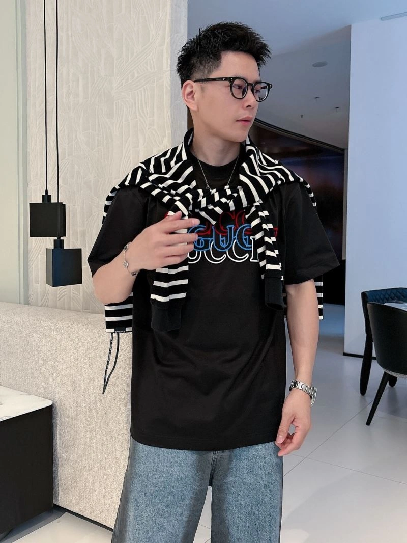 Casual Gucci T-Shirts 125770