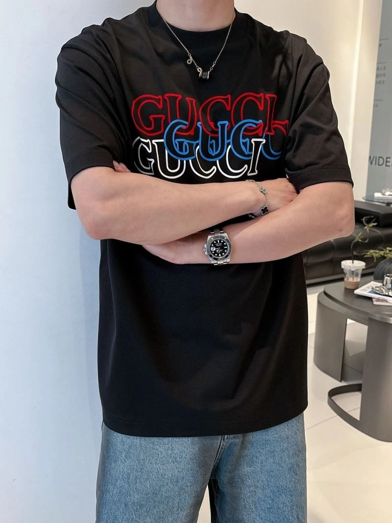 Casual Gucci T-Shirts 125770