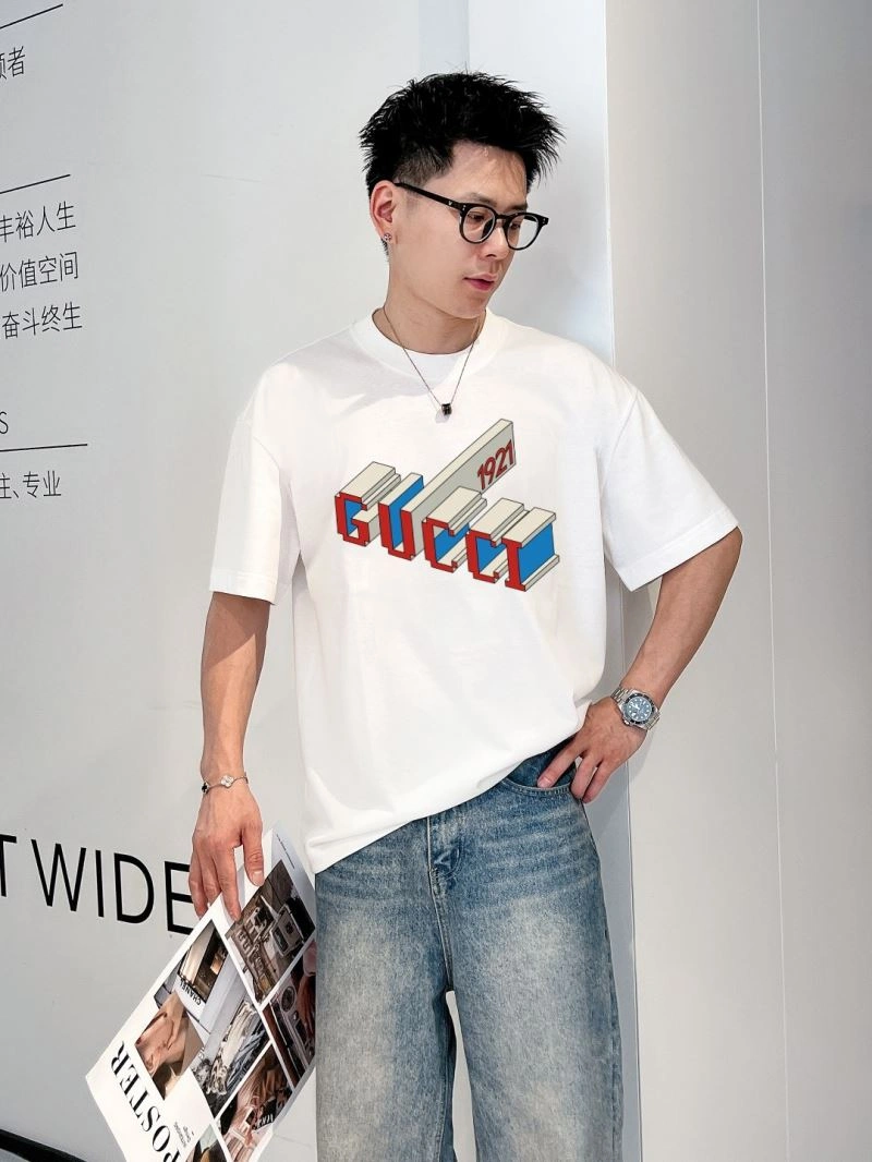 Gucci T-Shirts FashionForward 125744
