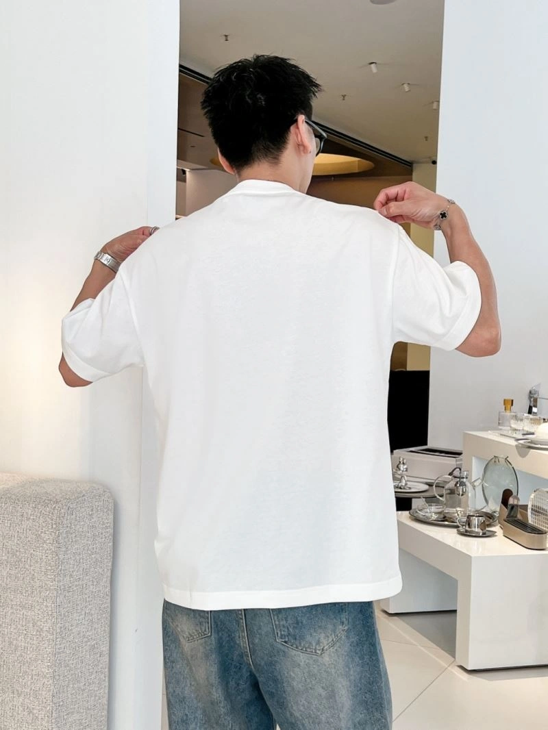Gucci T-Shirts FashionForward 125744