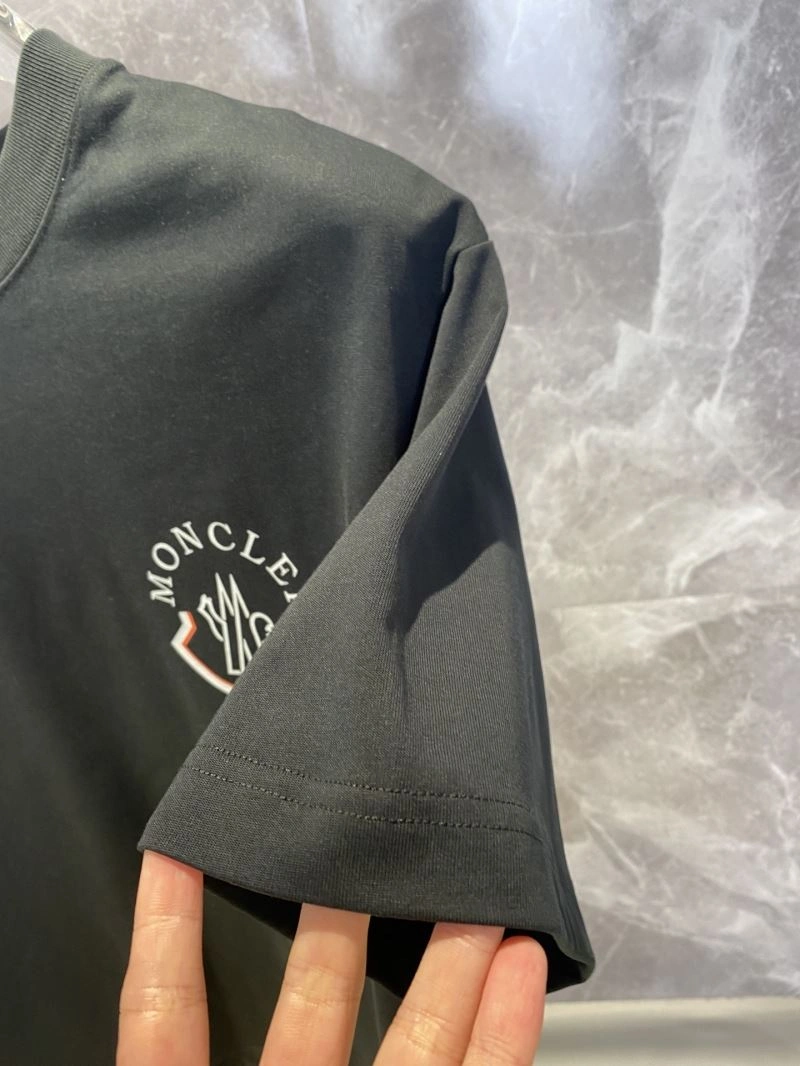 Gucci T-Shirts EasyMatch 125735