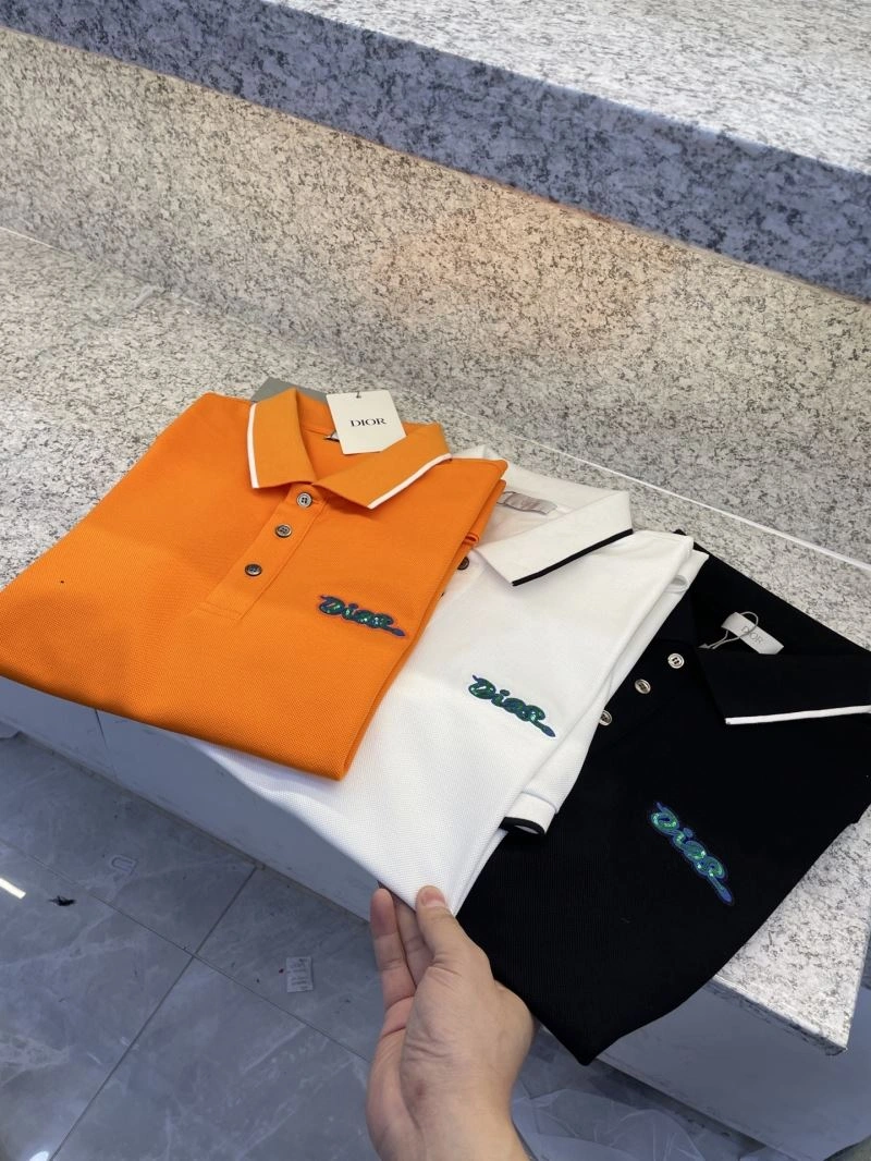 Versatile Gucci T-Shirts 125729