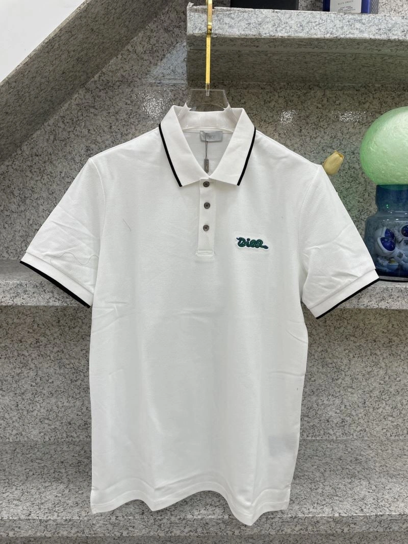 Versatile Gucci T-Shirts 125729