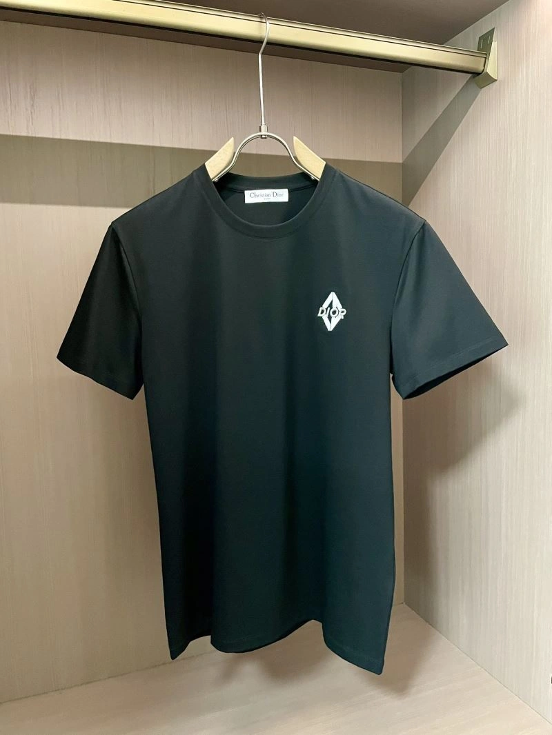 Sleek Gucci T-Shirts 125688