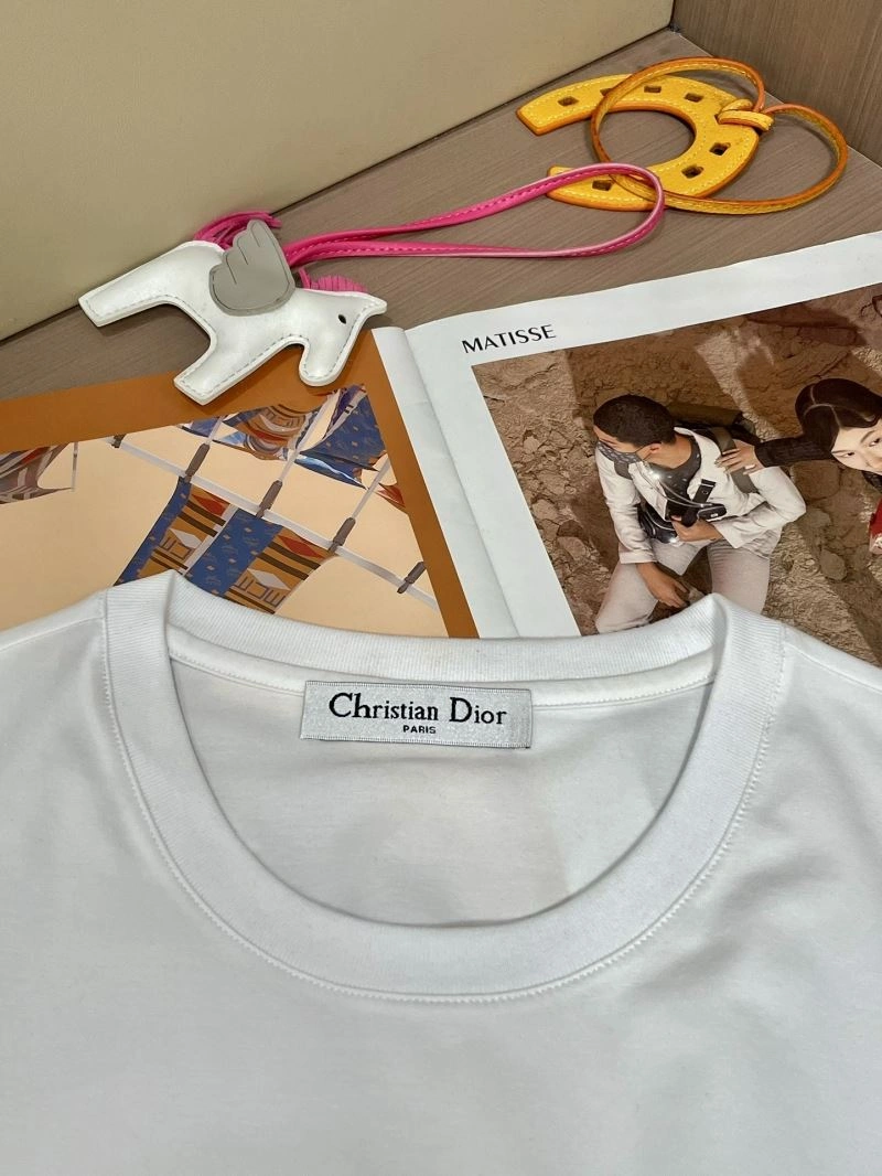 Sleek Gucci T-Shirts 125688
