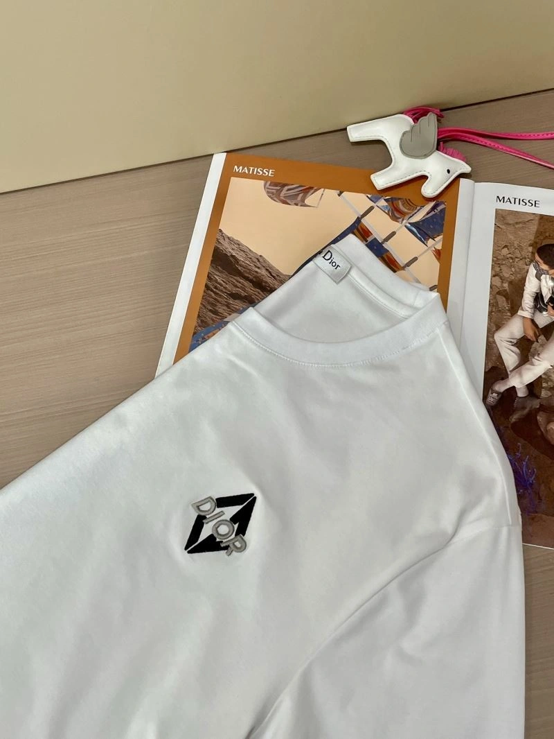 Sleek Gucci T-Shirts 125688