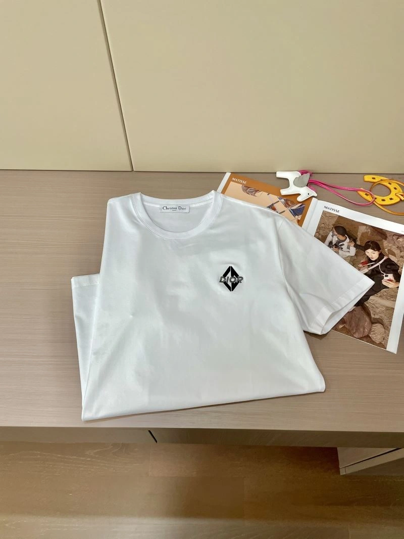 Sleek Gucci T-Shirts 125688