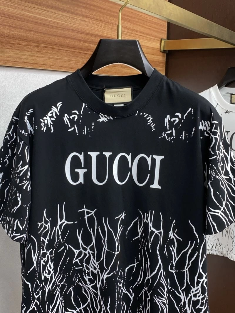 Gucci T-Shirts Durable 125669
