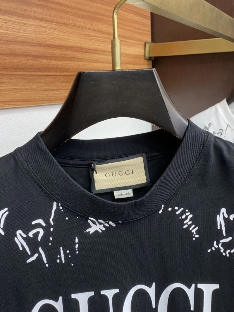 Gucci T-Shirts Durable 125669