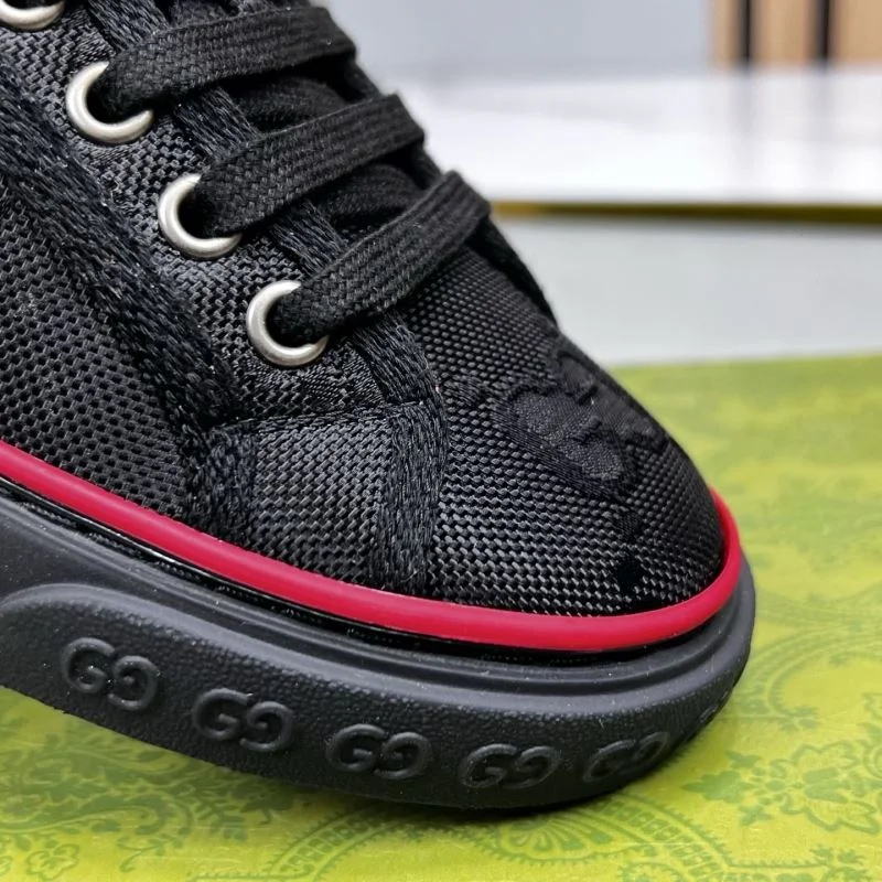 Gucci Tennis Reliable 25176