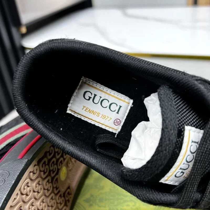 Gucci Tennis Reliable 25176