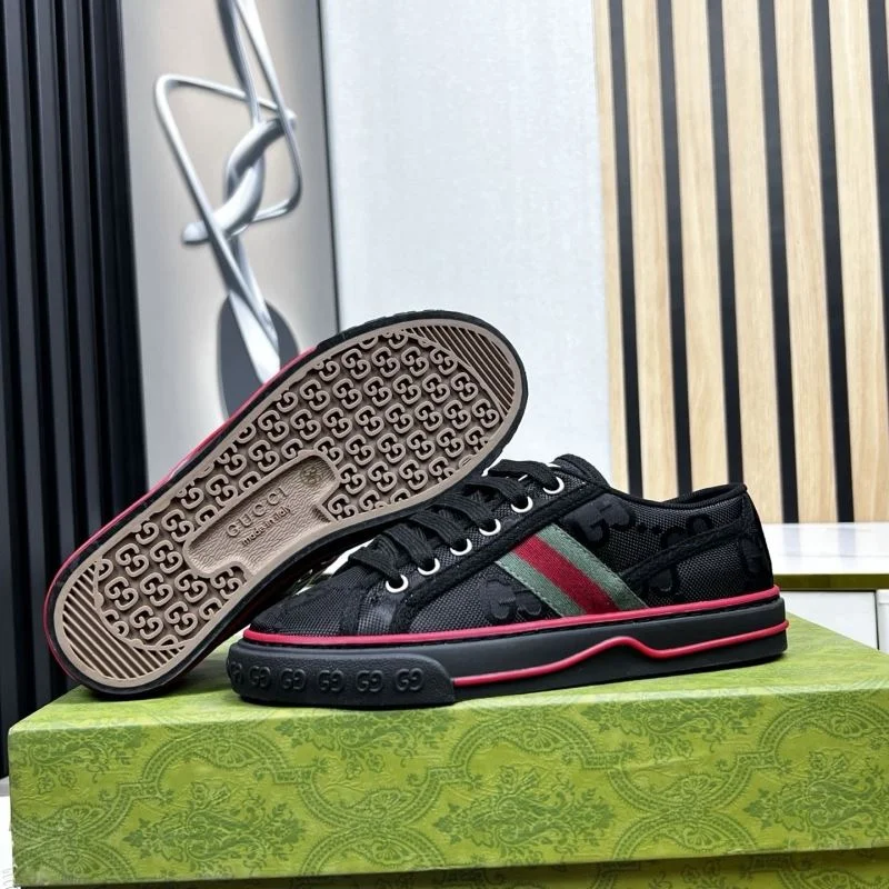 Gucci Tennis Reliable 25176
