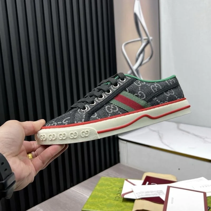 Gucci Tennis Timeless 25179