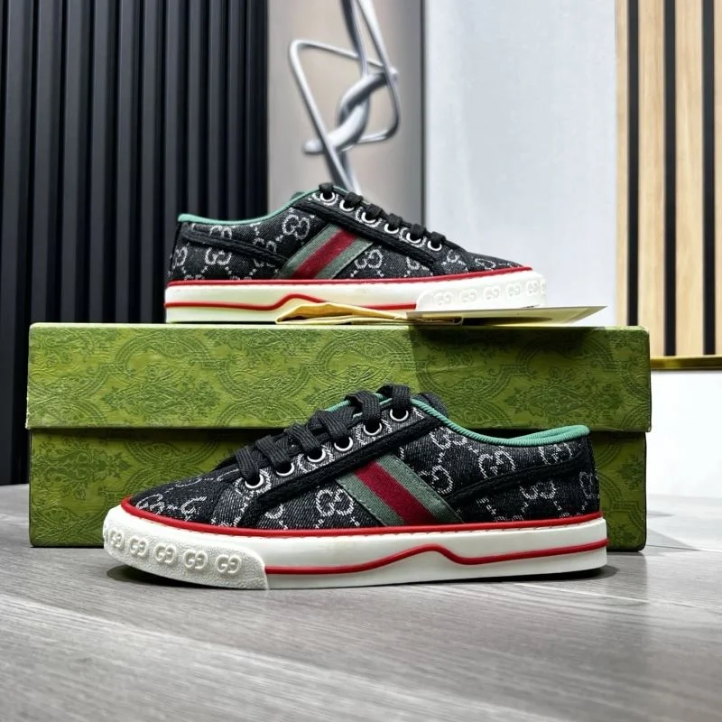 Gucci Tennis Timeless 25179