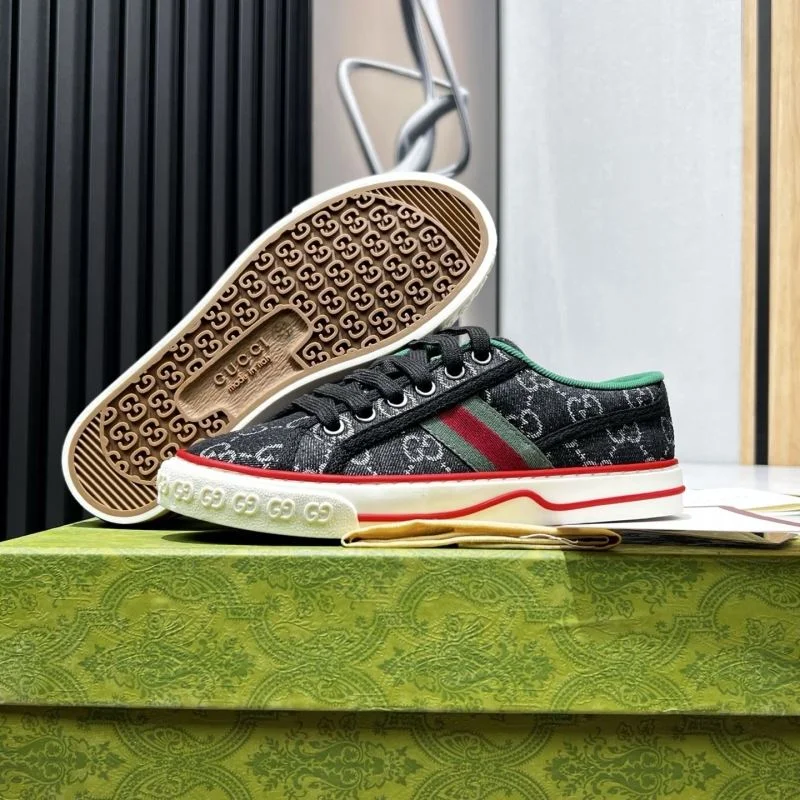 Gucci Tennis Timeless 25179