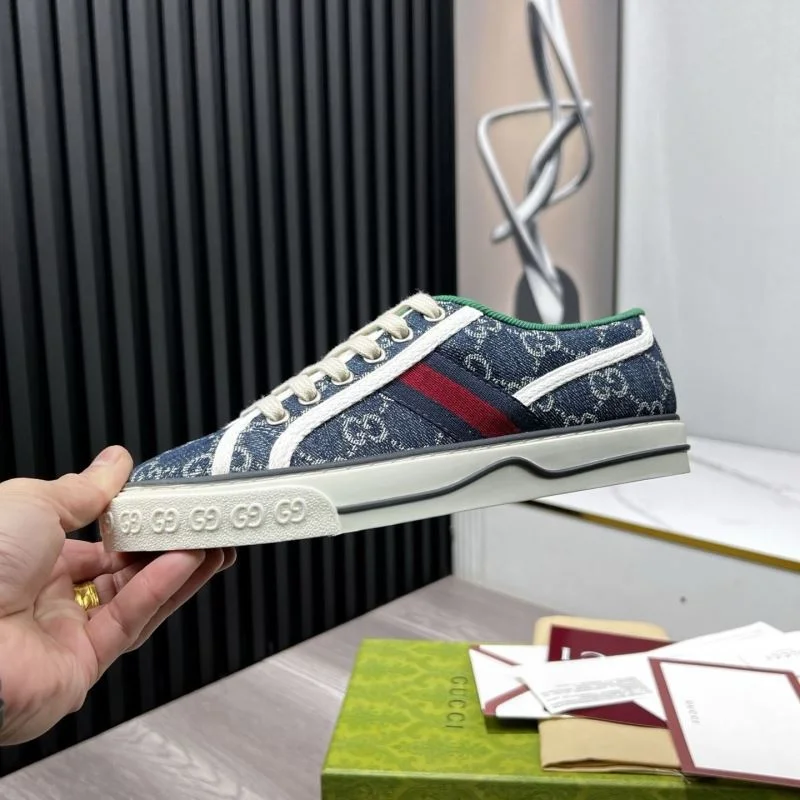 Bold Gucci Tennis 25186