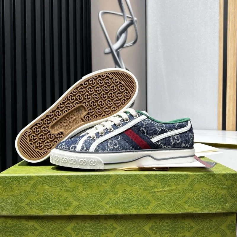 Bold Gucci Tennis 25186