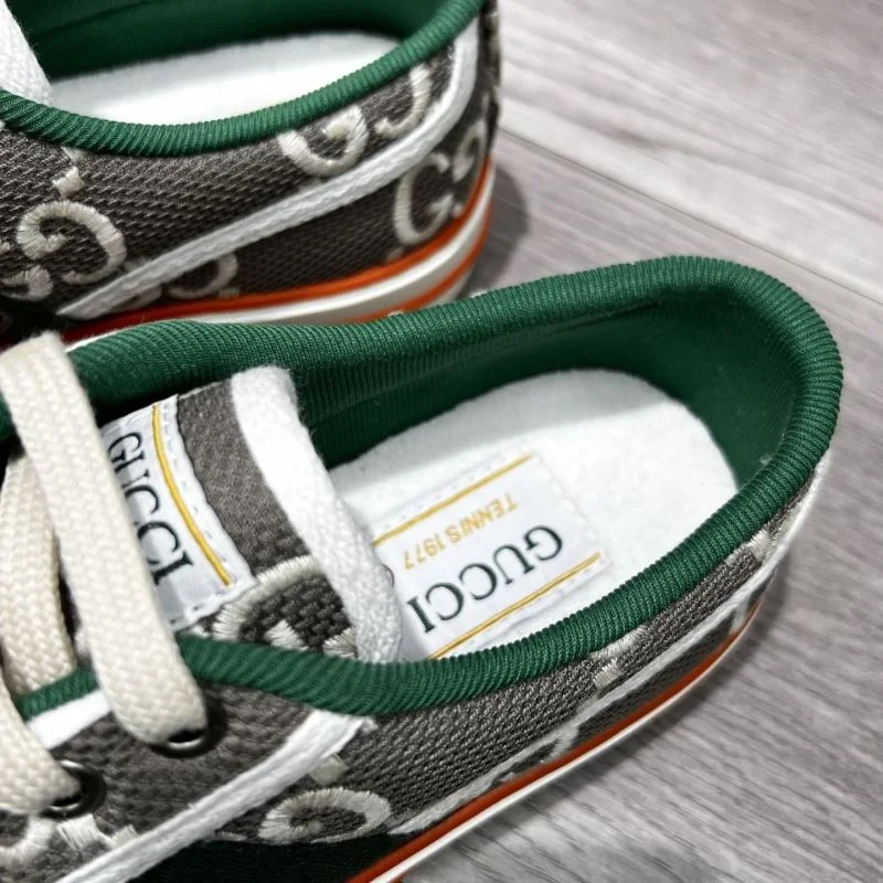 DailyWear Gucci Tennis 25185