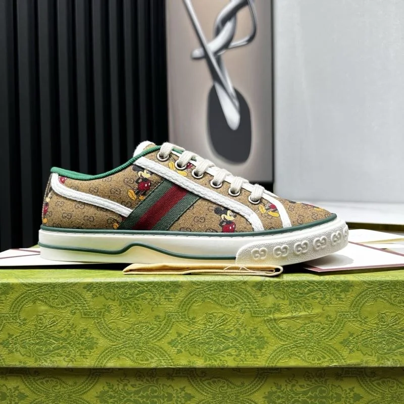 Gucci Tennis EasyMatch 25191