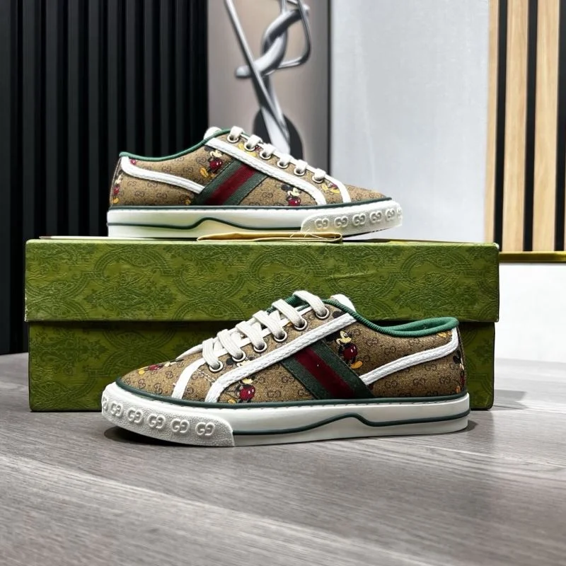 Gucci Tennis EasyMatch 25191