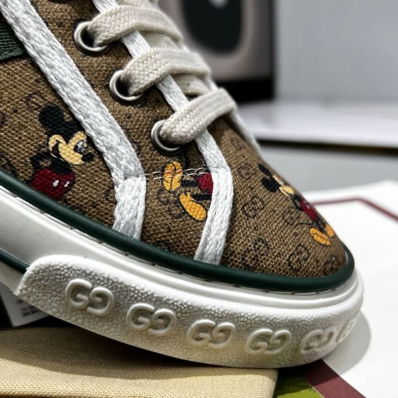 Gucci Tennis EasyMatch 25191