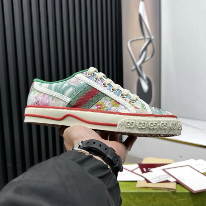 Gucci Tennis WeatherProof 25173