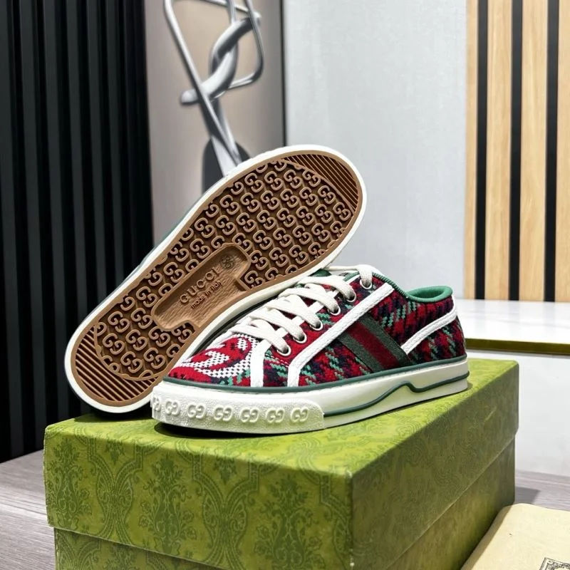 Gucci Tennis Durable 25161