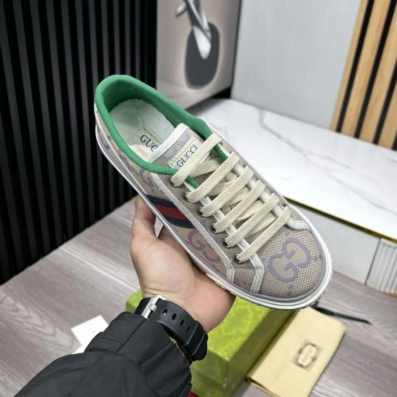 Practical Gucci Tennis 25168