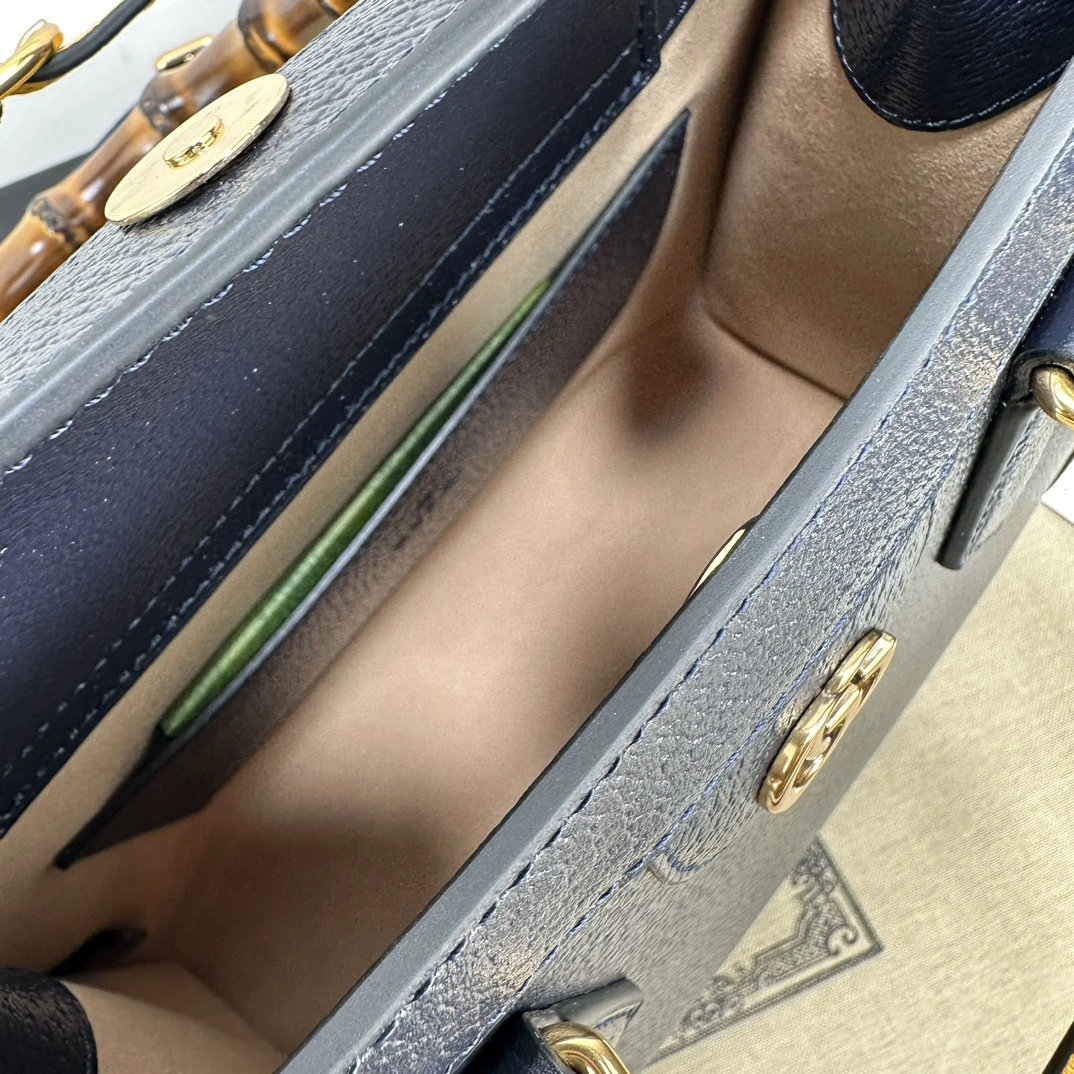 Gucci Top Handle Bags DailyWear 67381