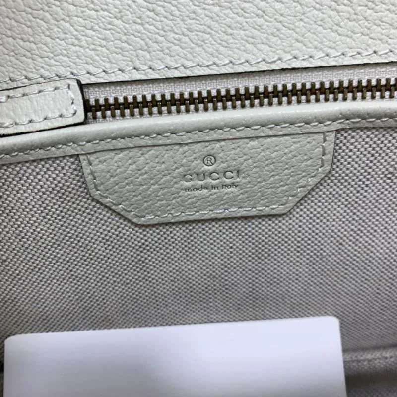 Neat Gucci Top Handle Bags 50230