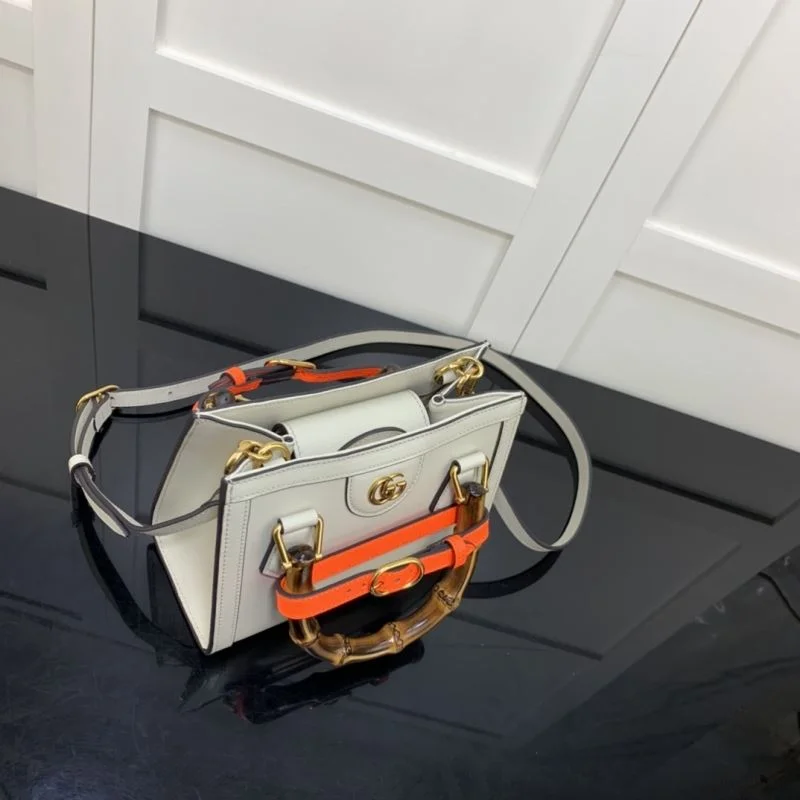 Unisex Gucci Top Handle Bags 50202