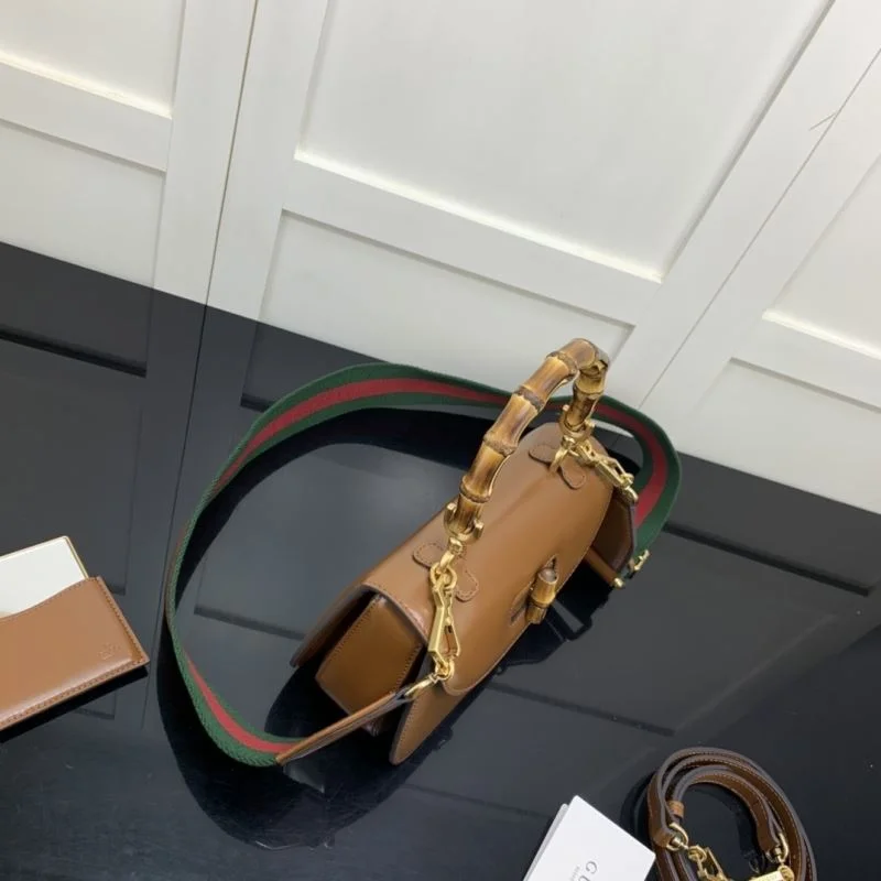 Sleek Gucci Top Handle Bags 50190