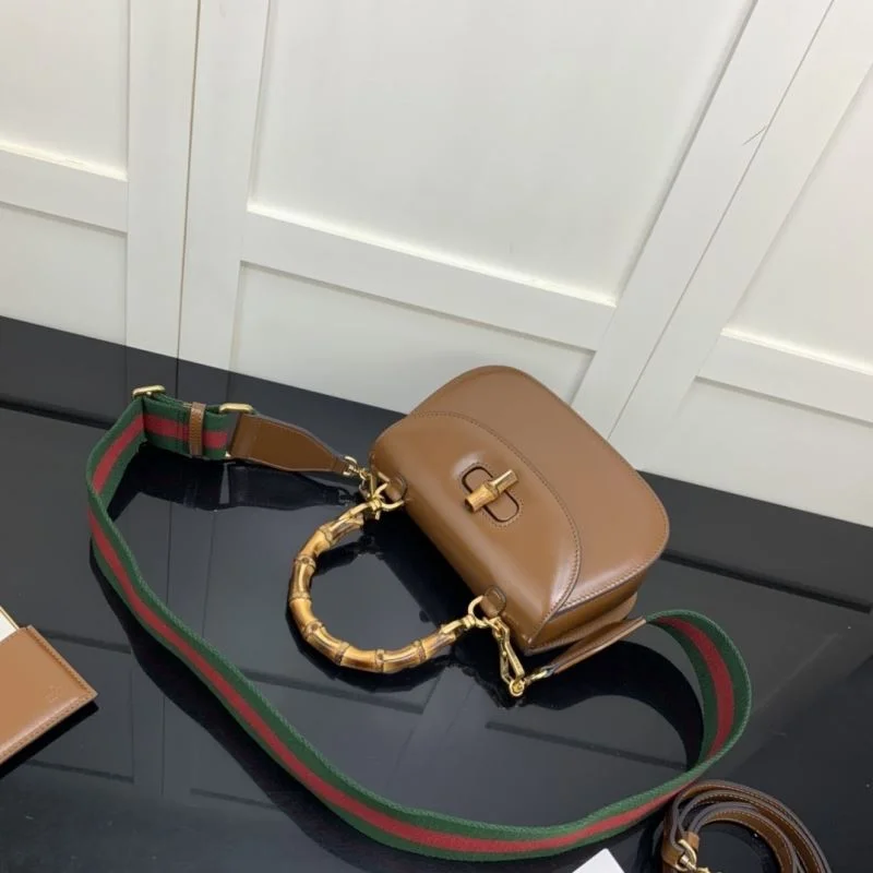Sleek Gucci Top Handle Bags 50190