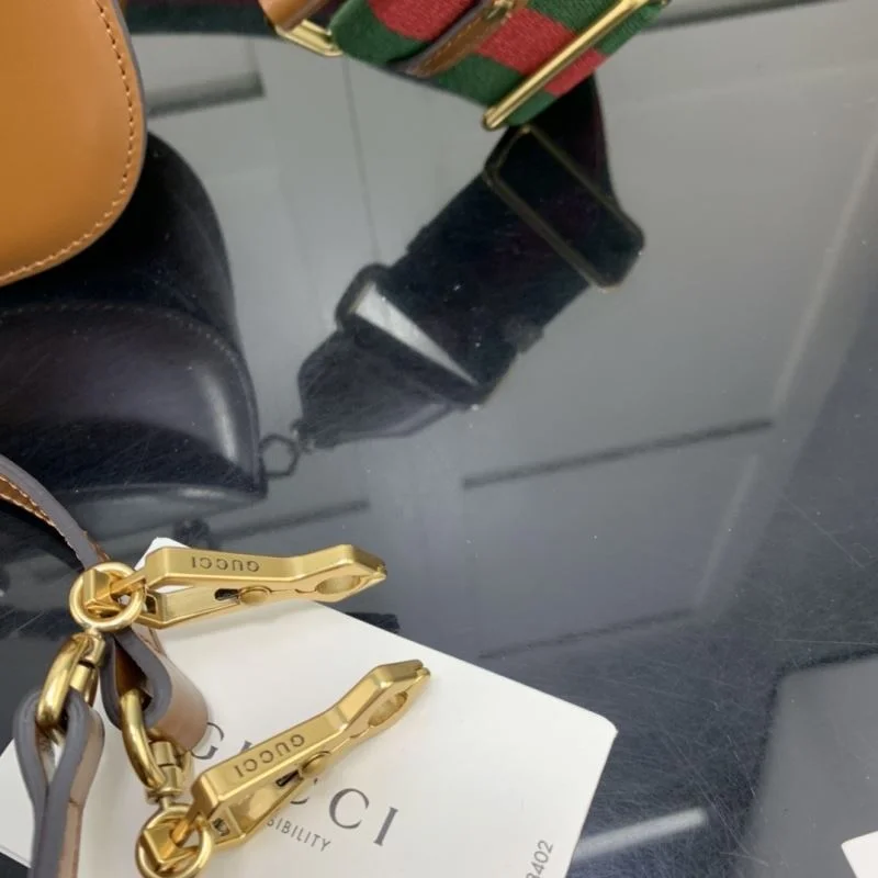 Sleek Gucci Top Handle Bags 50190