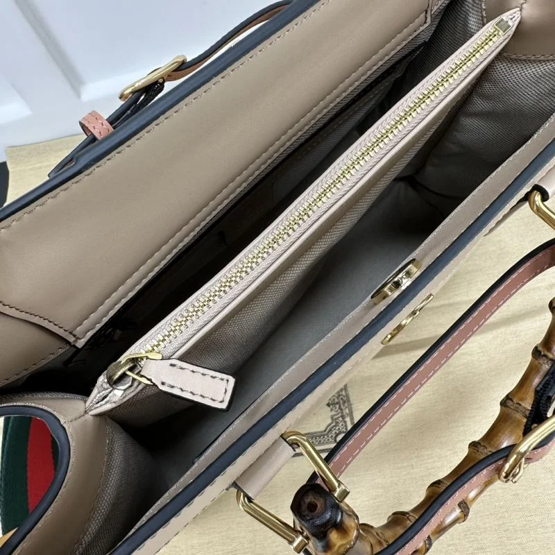 MultiPurpose Gucci Top Handle Bags 50179