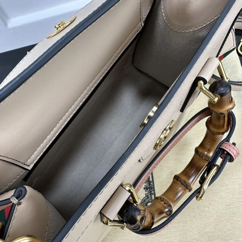 ComfortFit Gucci Top Handle Bags 50166