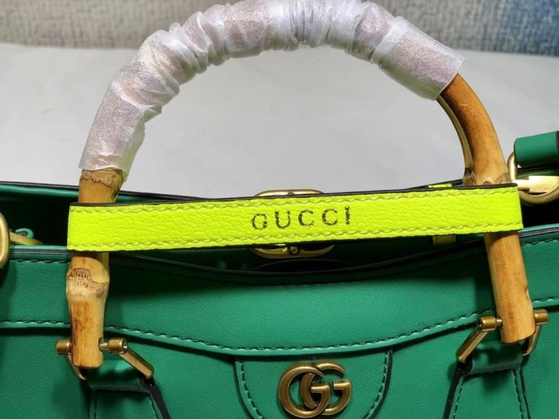 Sporty Gucci Top Handle Bags 80687