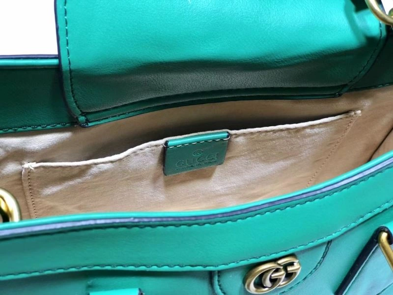 Sporty Gucci Top Handle Bags 80687