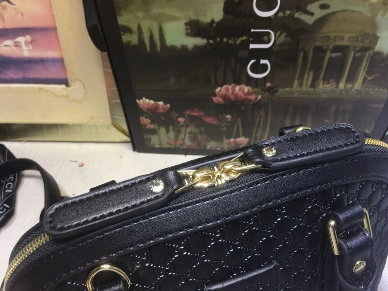 Vibrant Gucci Top Handle Bags 80692