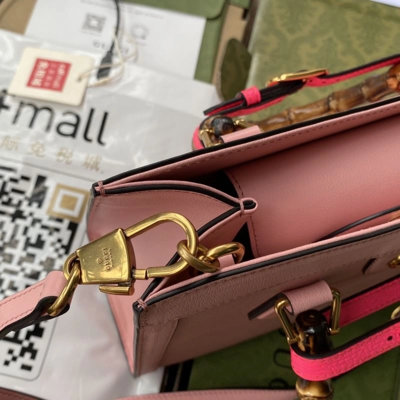 Modern Gucci Top Handle Bags 77636