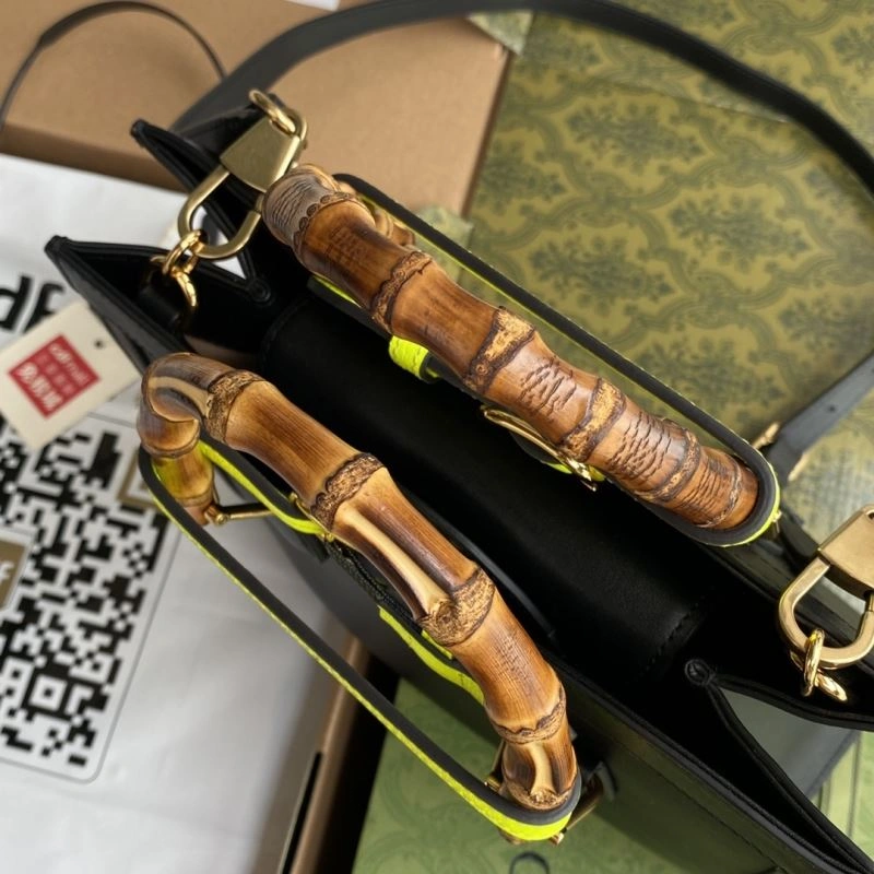 Neat Gucci Top Handle Bags 77634