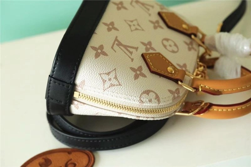 Gucci Top Handle Bags Lightweight 77614