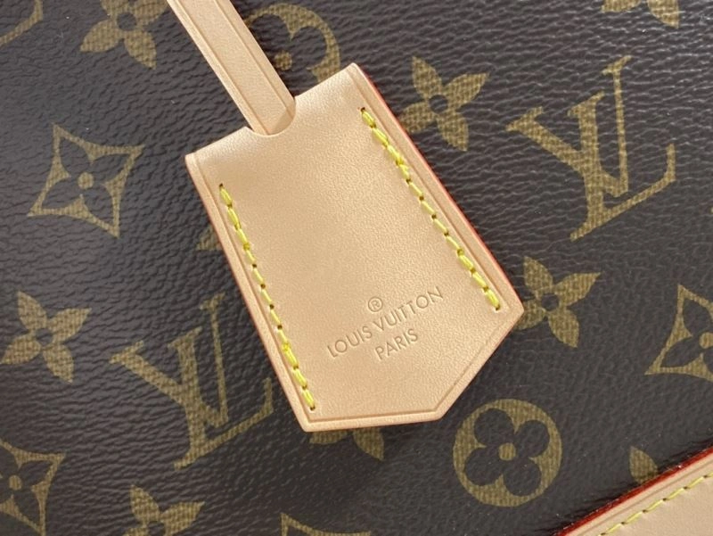 Contemporary Gucci Top Handle Bags 77611