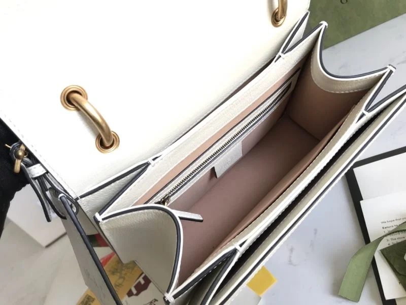 Sporty Gucci Top Handle Bags 37744