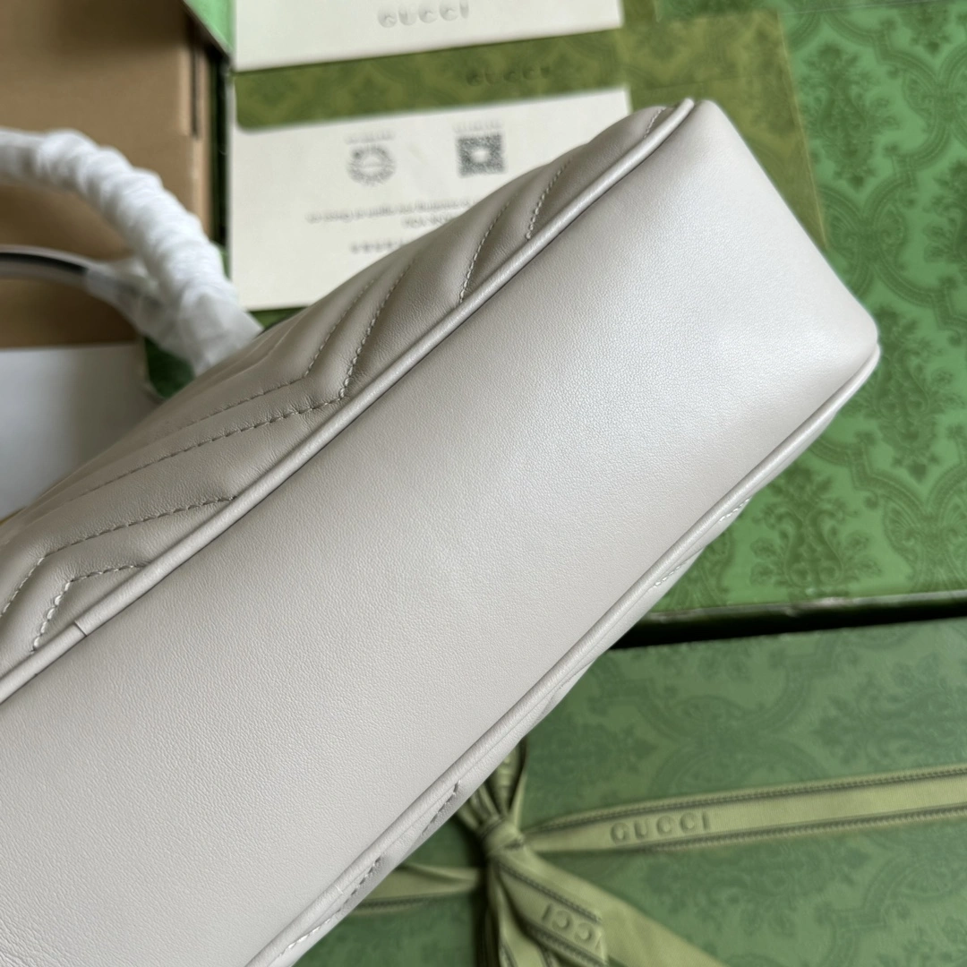 Gucci Top Handle Bags Breathable 72252