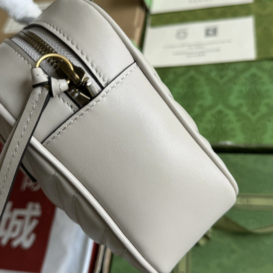 Gucci Top Handle Bags Fashionable 72254