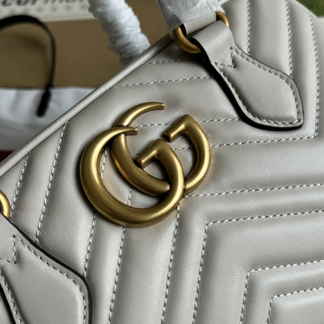 Gucci Top Handle Bags Fashionable 72254