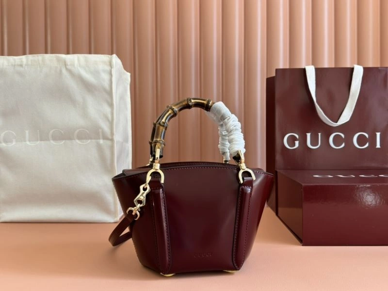 Versatile Gucci Top Handle Bags 64782